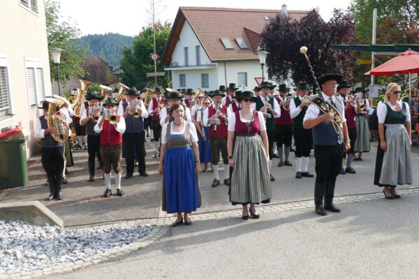 Hengist Jubilaeumsfest 21 600x400 - Hengist-Jubiläumsfest