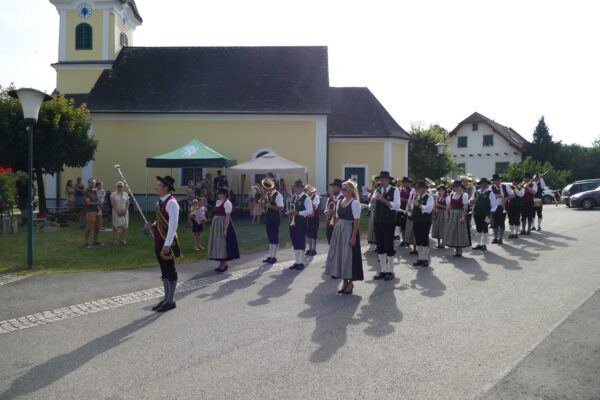 Hengist Jubilaeumsfest 22 600x400 - Hengist-Jubiläumsfest