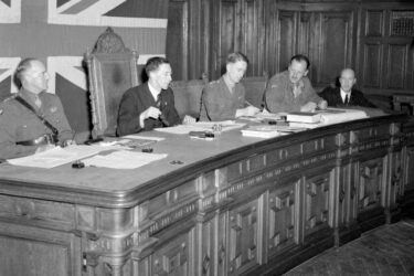 Vortrag Brunner 375x250 - Vortrag: "Britische Militärgeschichte in der Steiermark während der Besatzungszeit (1945–1955)"