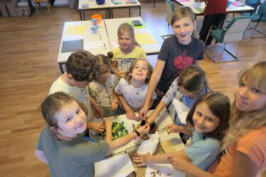 WS25 Kraeuter06 375x250 - Kreative Workshops 2025