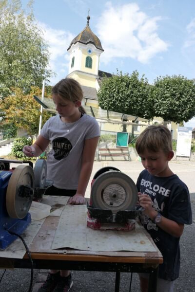 WS25 Steine7 400x600 - Kreative Workshops 2025
