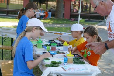 ferien 2018 KKT 21 375x250 - Kinderkreativtage 2018