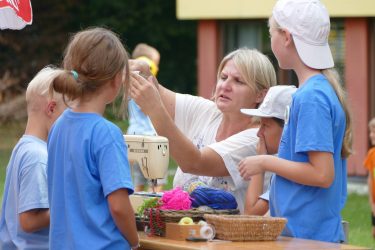 ferien 2018 KKT 31 375x250 - Kinderkreativtage 2018