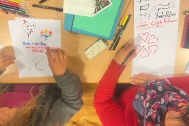 kreatives gestalten 375x250 - Kurs: Kreatives Gestalten mit Handlettering