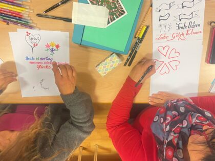 kreatives gestalten 420x315 - Kurs: Kreatives Gestalten mit Handlettering