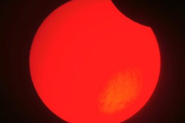 Beobachtung der partiellen Sonnenfinsternis sonnenfinsternis 375x250 - Beobachtung der partiellen Sonnenfinsternis