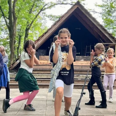 theaterworkshop 375x375 - Sommerhits f&uuml;r Kids 2026